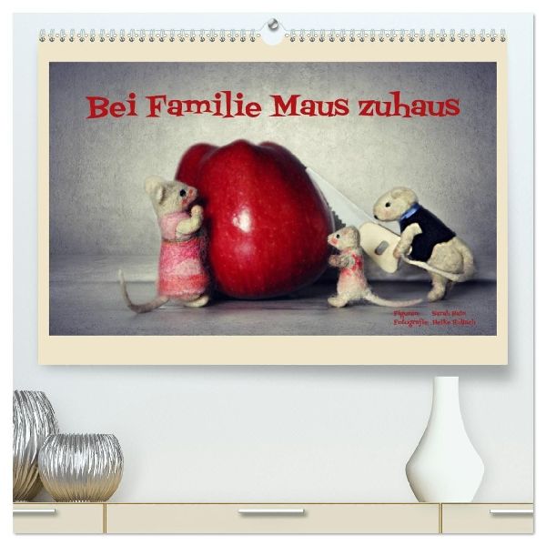 Bei Familie Maus zuhaus (hochwertiger Premium Wandkalender 2026 DIN A2 quer), Kunstdruck in Hochglanz